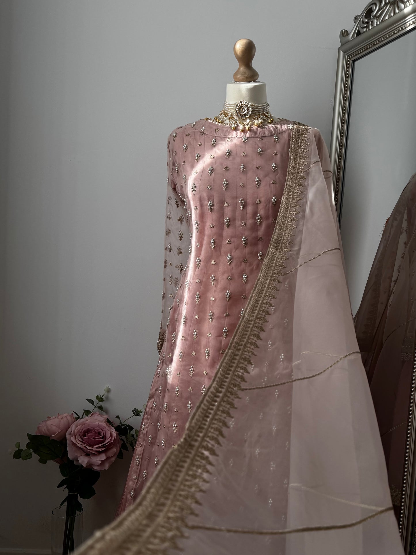 Emaan (light pink)