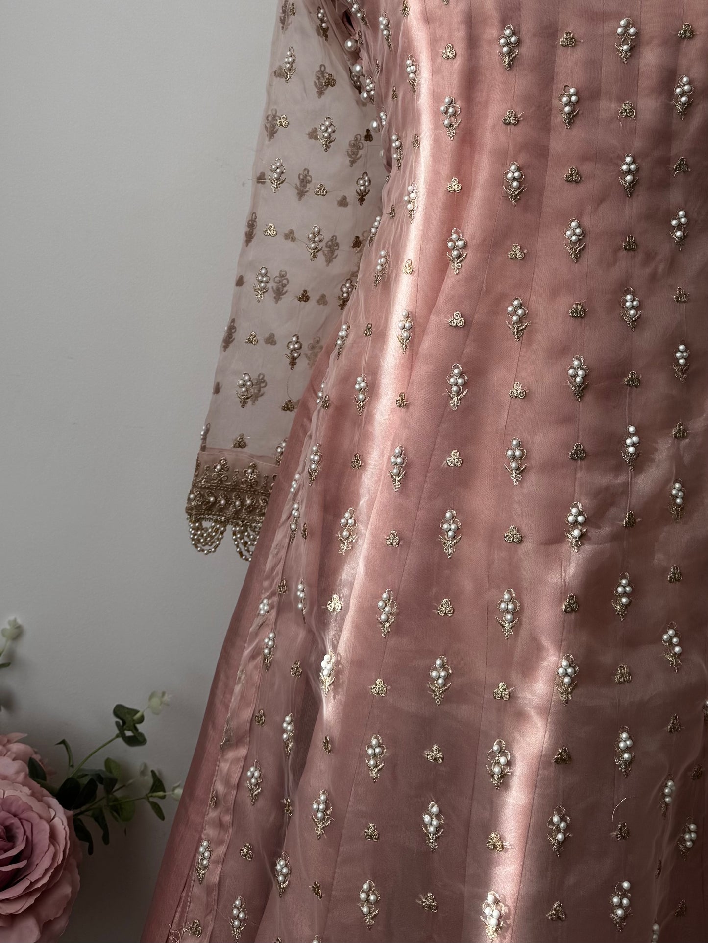 Emaan (light pink)