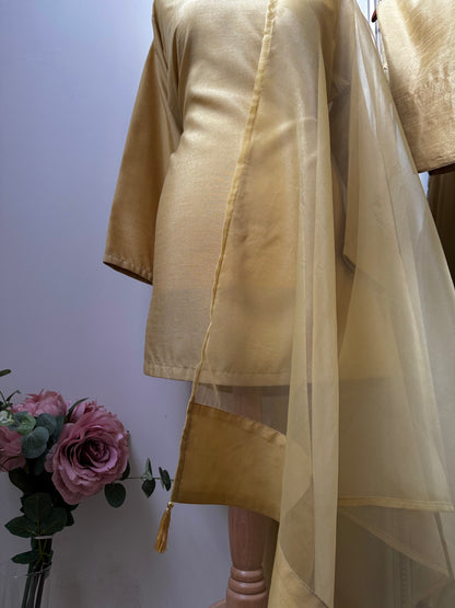 ISHQ-E-RANG (Farshi Shalwar)