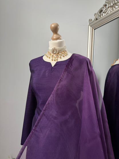 ISHQ-E-RANG (Farshi Shalwar)