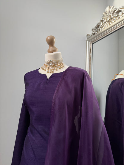 ISHQ-E-RANG (Farshi Shalwar)