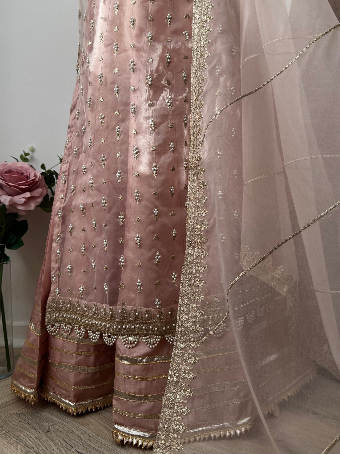 Emaan (light pink)