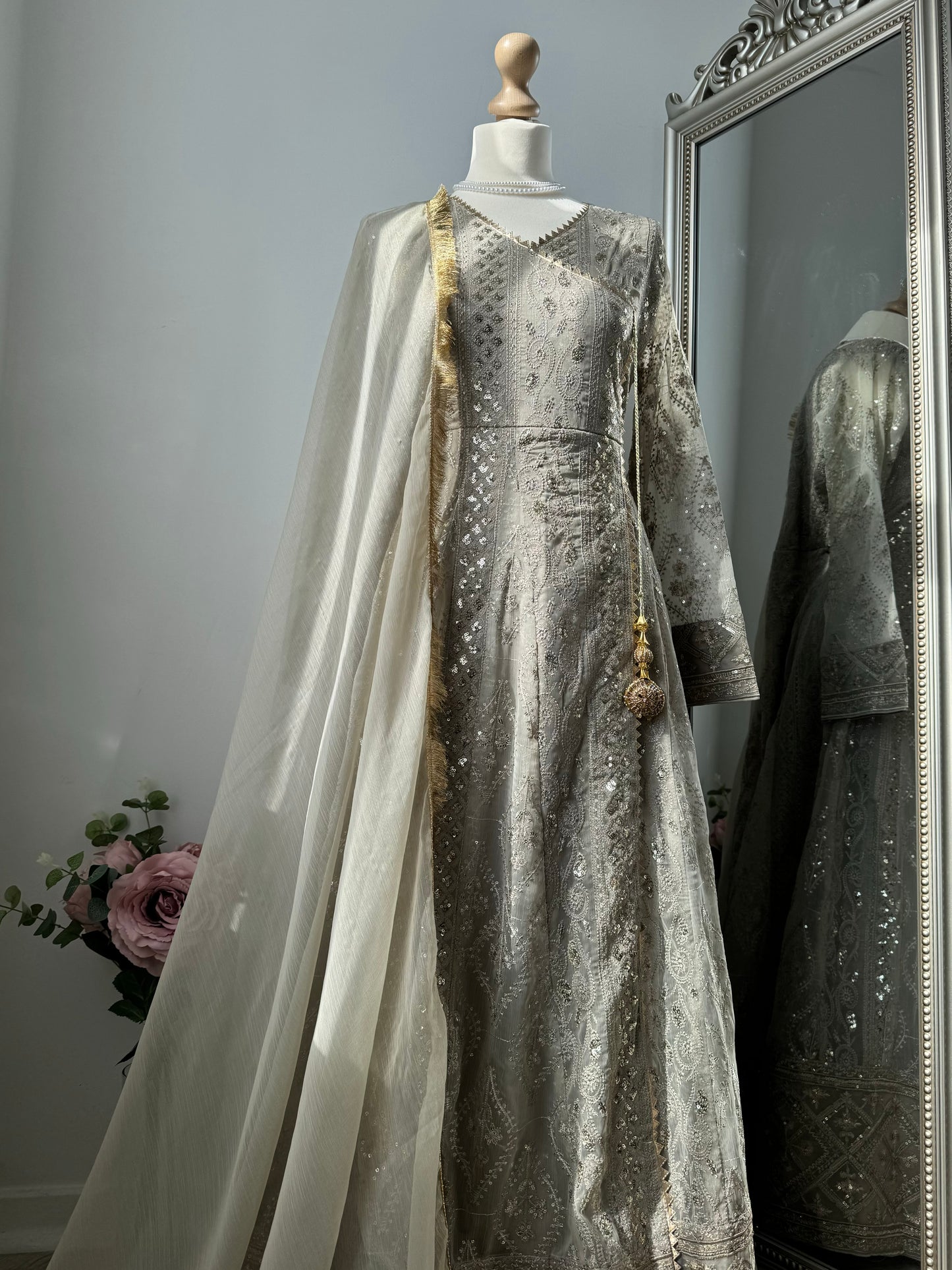 MANAHIL